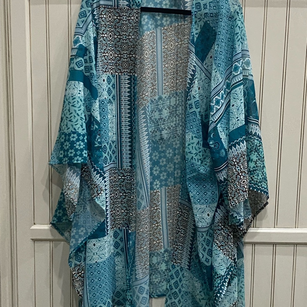 Blue Patterned Kimono